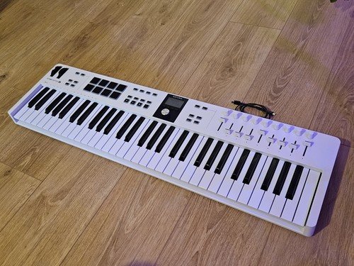 Arturia keylab essential 61 - essential, 3