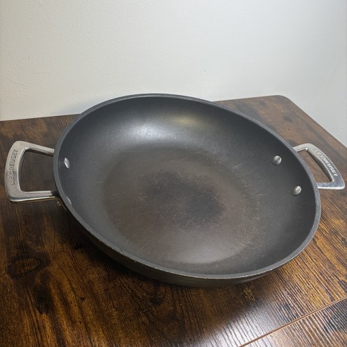 Creuset shallow hob - shallow, to
