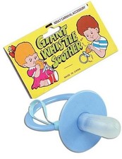 SQUEAKING BABY DUMMY