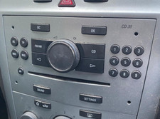 Vauxhall Zafira B 2006-2010 - CD30 head unit C.D player silver- breaking 386