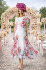 CHESCA Size 16 Ivory Floral