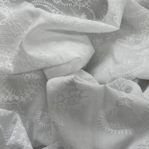 Paisley cotton lawn broderie - paisley,