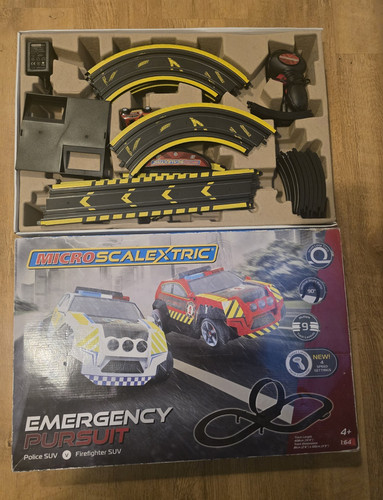 Micro scalextric emergency - scalextric,