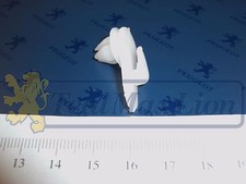 Peugeot 504 Coupe/Cabriolet Plastic Door Panel Clip