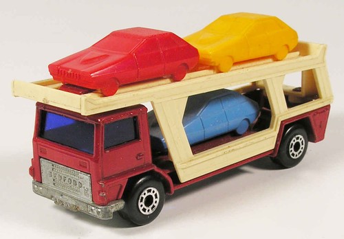 Matchbox car transporter 11 - no,