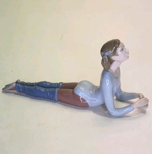 Lladro 5335 floor - 5335, "floor