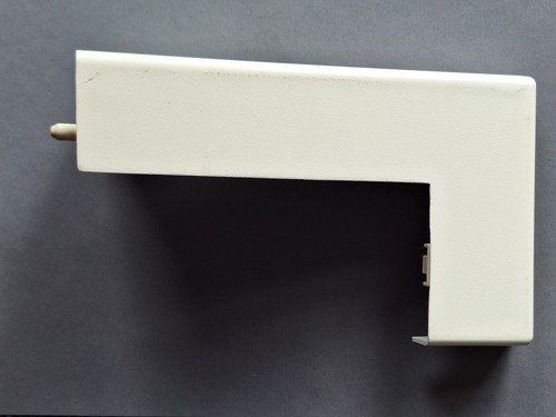 Sewing machine extension table