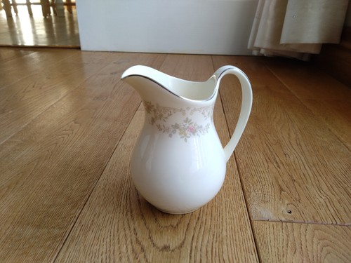 Royal doulton diana romance - royal,