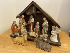 Christmas Nativity Set - 11 Ceramic Figurines With Stable