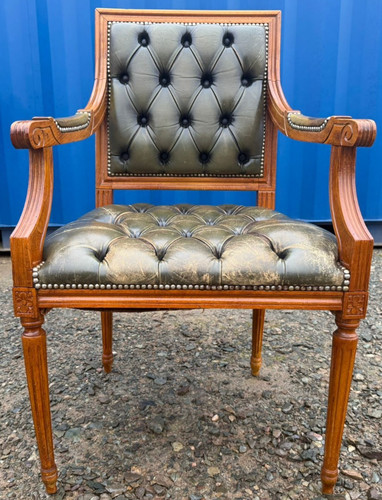 Leather chesterfield tufted - leather,