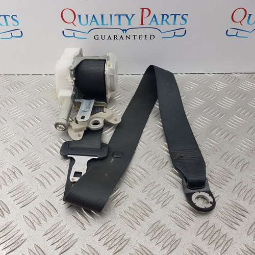 Toyota avensis seat belt front - toyota,