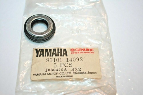 Orig engine cover oil - orig,