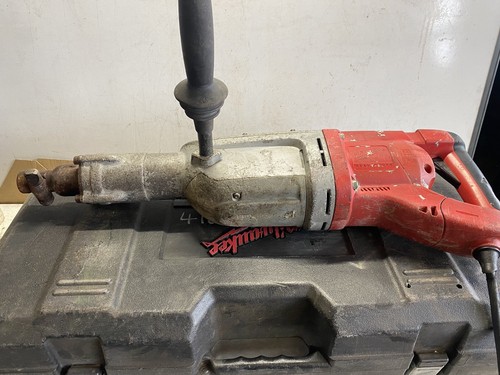 Milwaukee breaker 900k - milwaukee,