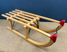 VINTAGE DAVOS STYLE SNOW