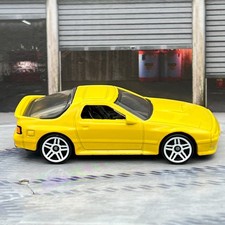 Hot Wheels '89 Mazda Savanna RX-7 FC3S Yellow 2022 1:64 Diecast Car [18k]