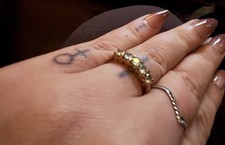 9k Aquamarine Yellow Gold Ring 1.86g