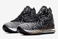 Nike Lebron XVII UK 7 UNISEX -
