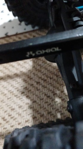 Axial scx10 rock crawler - rc,