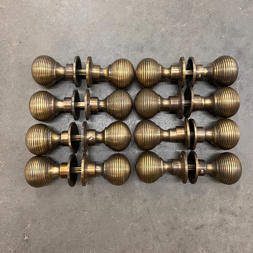 Pairs aged brass beehive - brass, rim