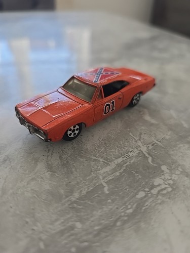 Ertl 1981 vintage dukes - 1981,