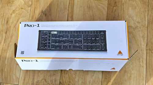 Behringer pro analogue - behringer,