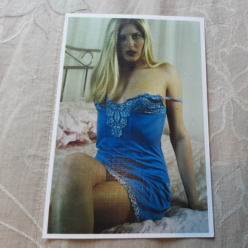 Job lot glamour model - job,