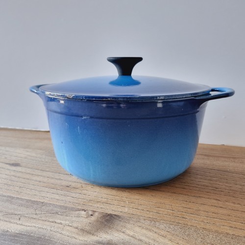Vintage cousances creuset - vintage, le