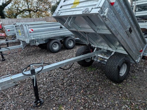 Compact tractor trailer - tractor, t