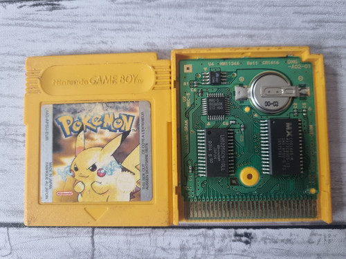 Pokemon yellow gameboy - yellow,