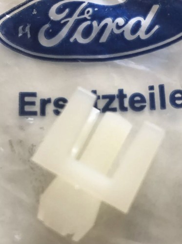 Ford escort bonnet stay clip - ford,