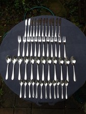 Set of 48 Pieces, Serving For