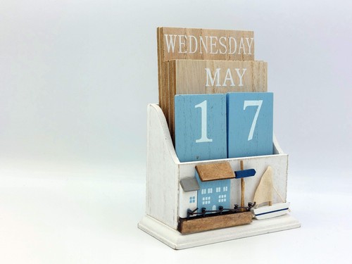 Wooden perpetual calendar - wooden,