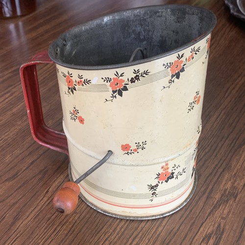 Vintage tin flour sifter - tin,