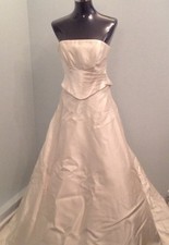 Suzanne Neville Wedding Dress - 3 Piece Size 10