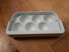 Lec EL550BW Under Counter Fridge Door Egg Shelf White Immaculate FREE POSTAGE  