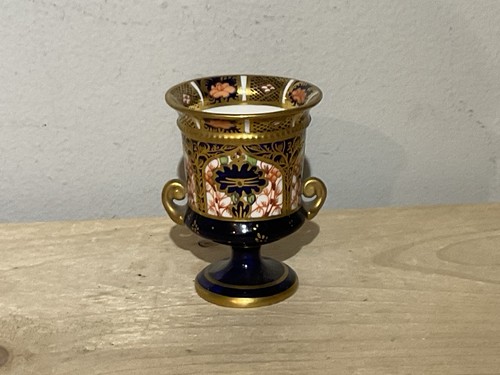 Royal crown derby imari - crown,