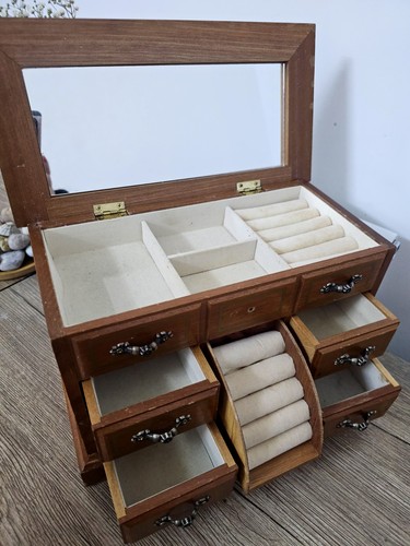 Vintage wooden jewellery - vintage,