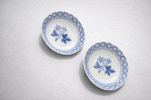Pair spode blue white - &, pin
