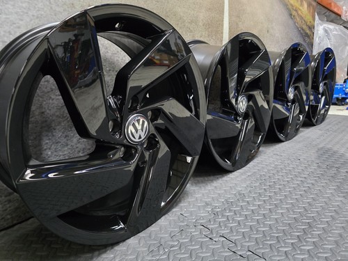 Refurbished genuine vw - genuine, 17"