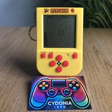 PAC-MAN Mini Handheld Electronic Game Keyring NEAR MINT CONDITION.
