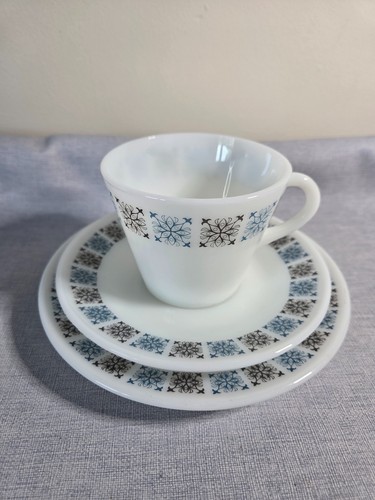 Vintage jaj pyrex chelsea - jaj,