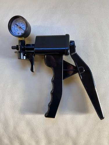 Vacuum hand pump - vacuum, with