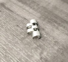 one 16mm Link For jubilee