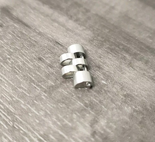 One 16mm link - link, for