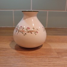 JOHNSON BROTHERS ETERNAL BEAU VASE 3.5” TALL 