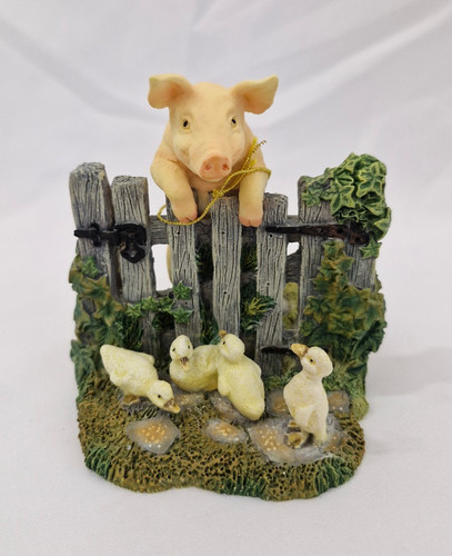 Leonardo county friends pig - county,