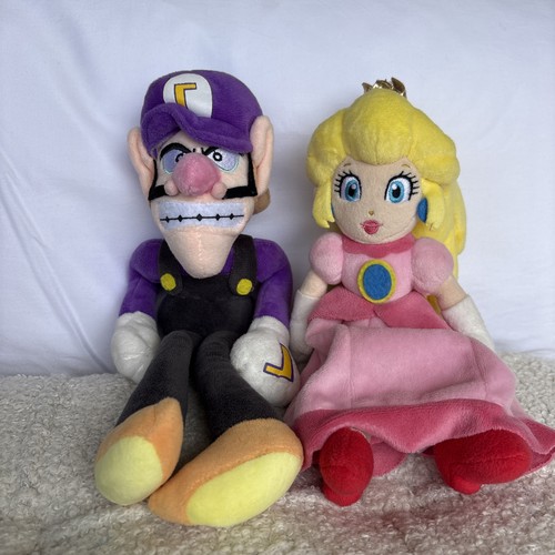 Waluigi and peach - (with,