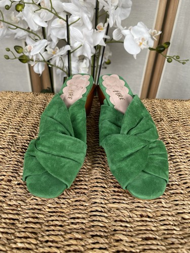 Miss fire green - green, slider