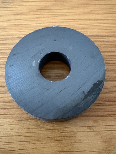 Super strong magnet - super,