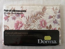 Dorma pillow cases x 2  Floral